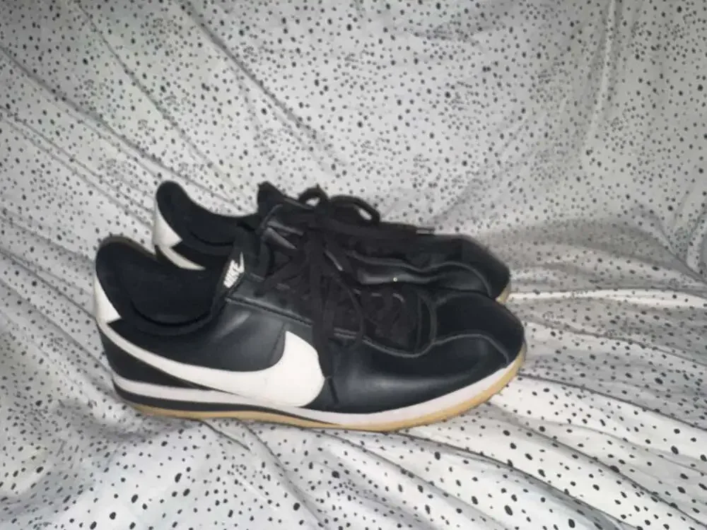 Nike Cortez Basic Leather Black and White Men's Sneakers Style 819719-012